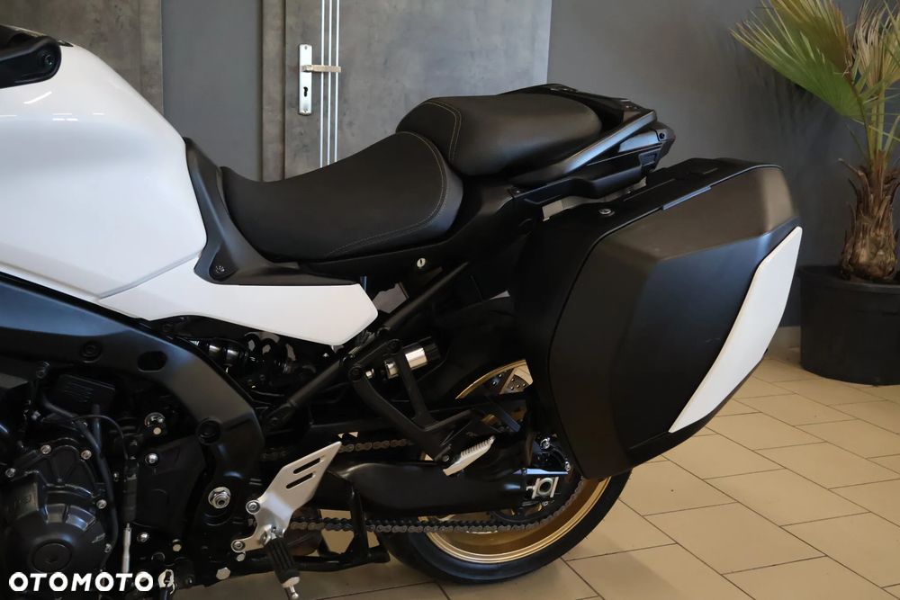 Yamaha MT - 33