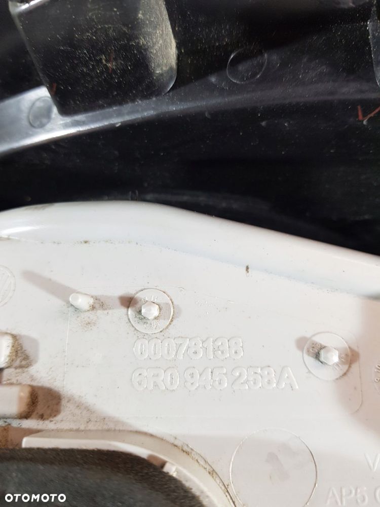 lampa prawy tył vw polo v 13r 3d 6r0945258a - 8
