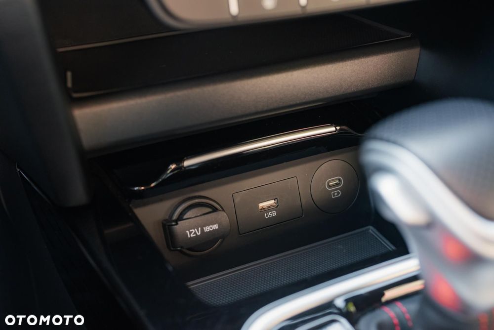 Kia ProCeed 1.6 T-GDI GT DCT - 29