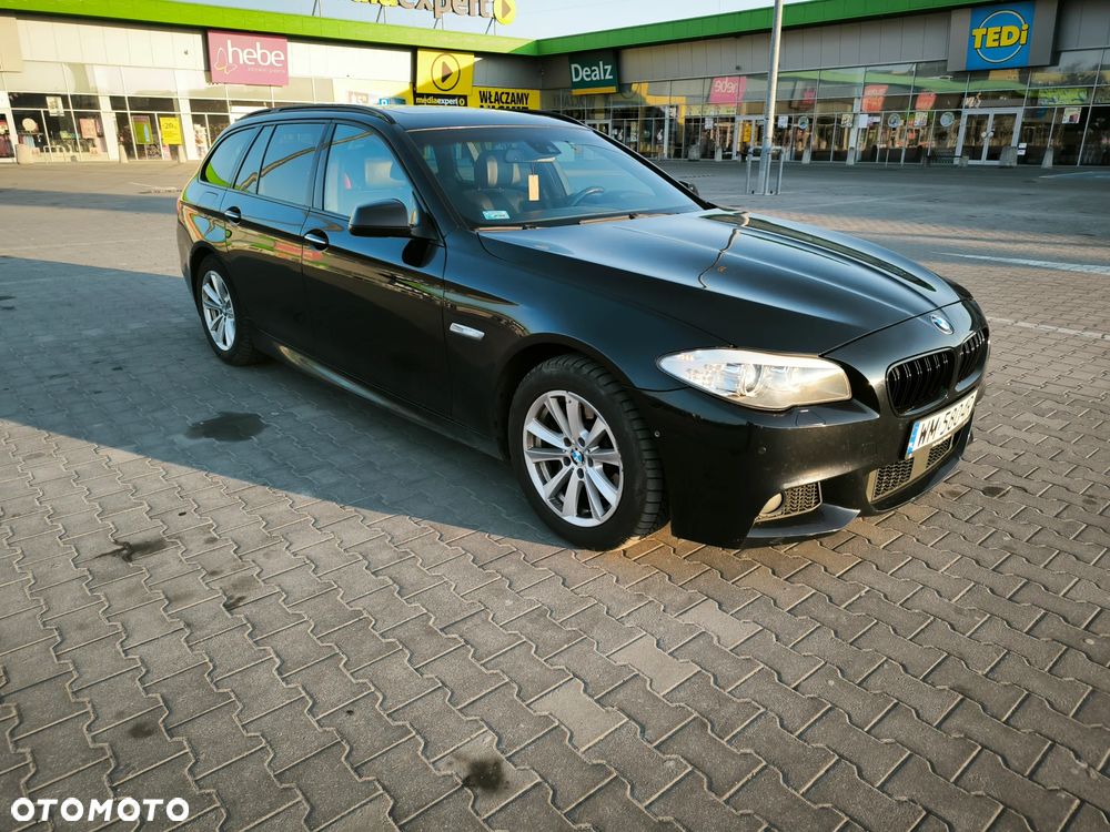 BMW Seria 5 530d xDrive - 10