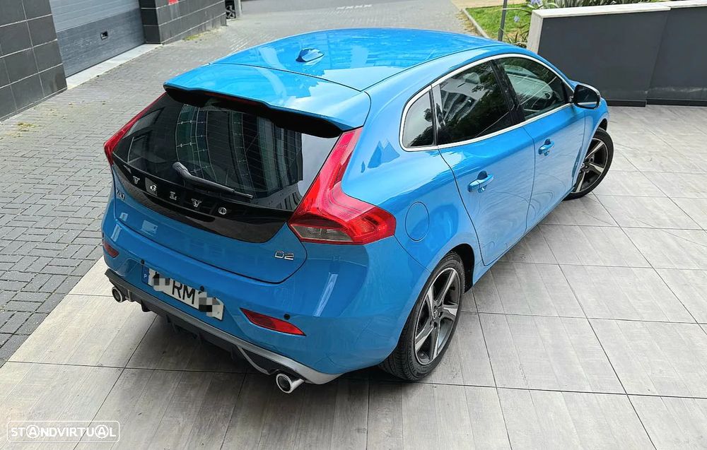 Volvo V40 D2 R Design - 22