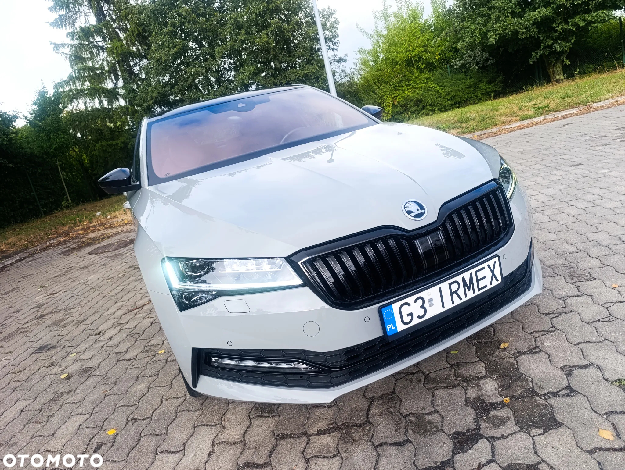 Skoda Superb 2.0 TDI SCR Sportline DSG - 3