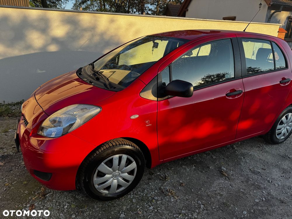 Toyota Yaris 1.0 Sol - 8