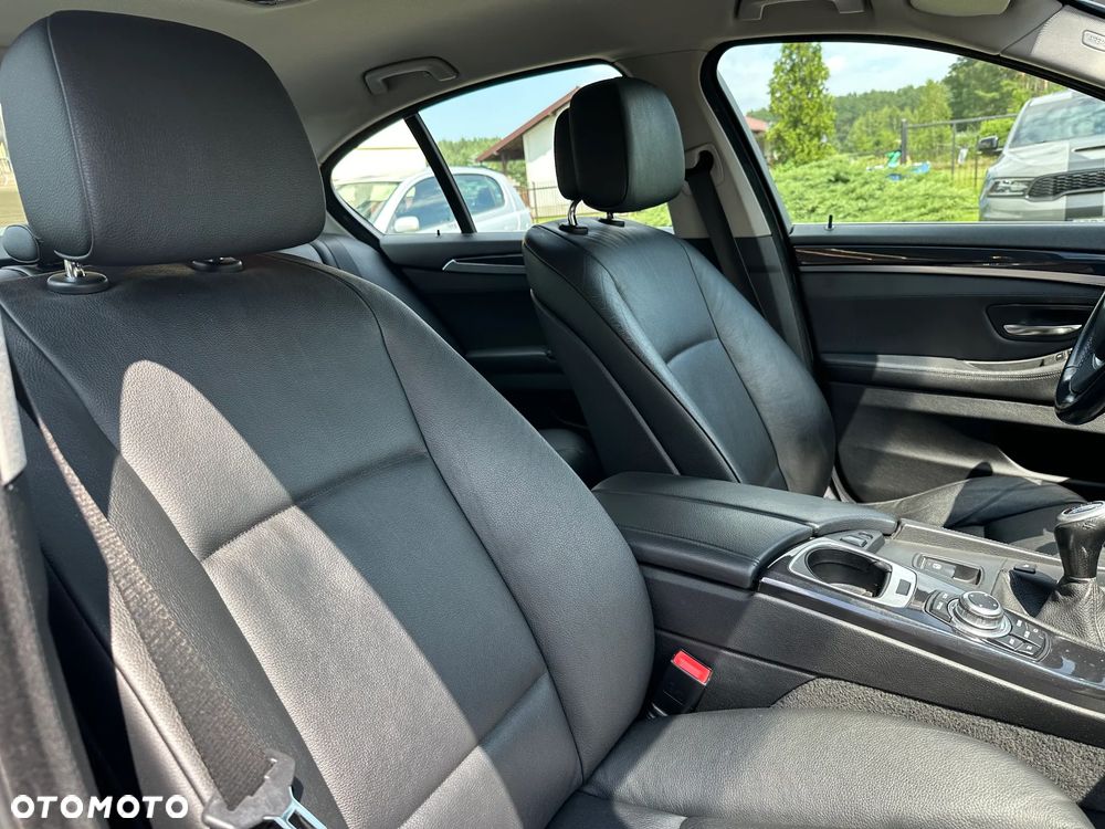 BMW Seria 5 520d Modern Line - 24