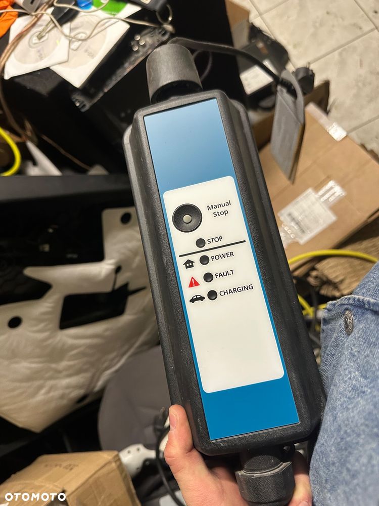 ŁADOWARKA TYP1 220 NISSAN MITSUBISHI 10A 10m.