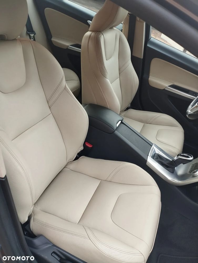 Volvo S60 T5 Drive-E R-Design Momentum - 12