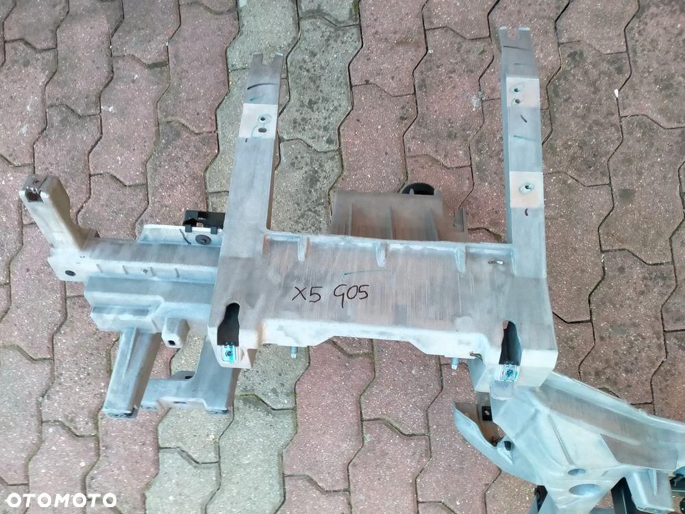 BMW X5 G05 Stelaż Pod Konsolę Deski - 2