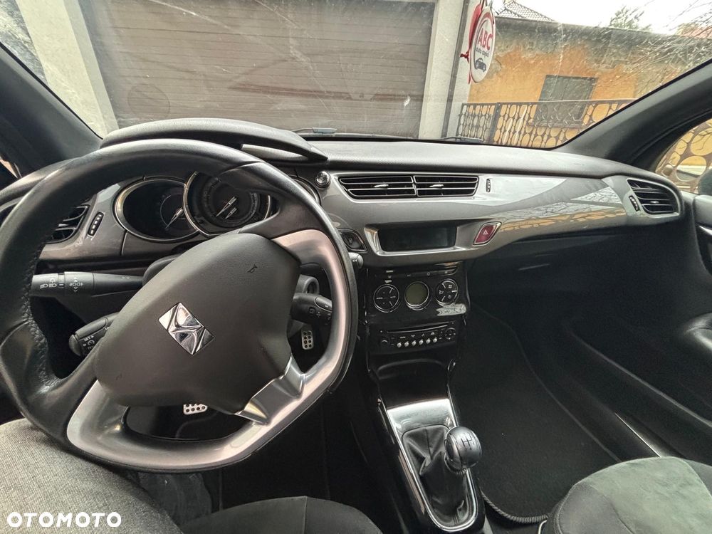 Citroën DS3 1.6 e-HDi SoChic - 6