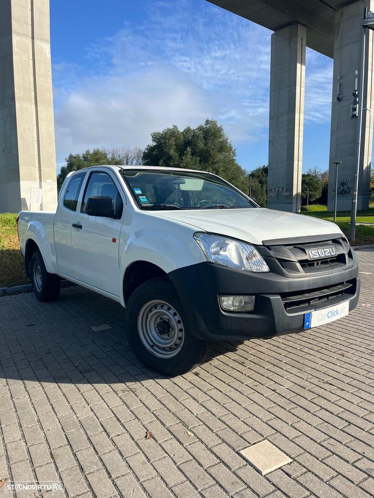 Isuzu D-Max 2.5 DTi CD 4WD LS - 6