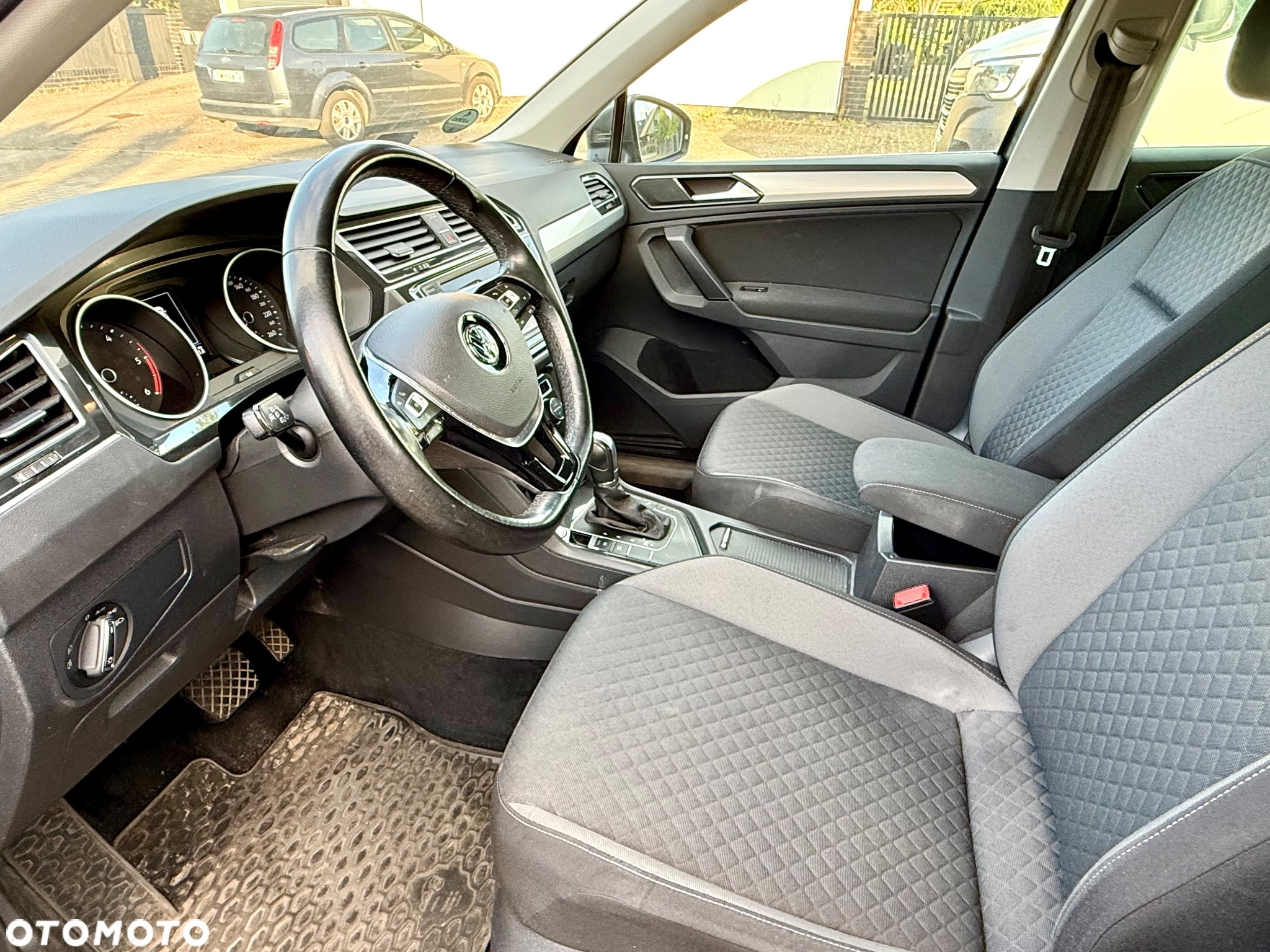 Volkswagen Tiguan - 7