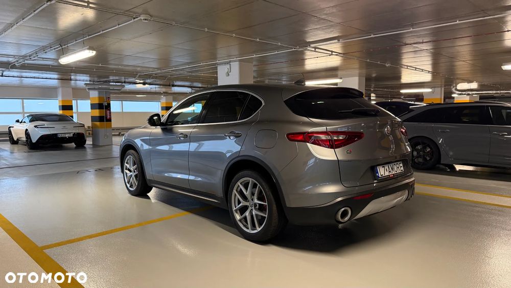 Alfa Romeo Stelvio 2.0 Turbo Executive Q4 - 6