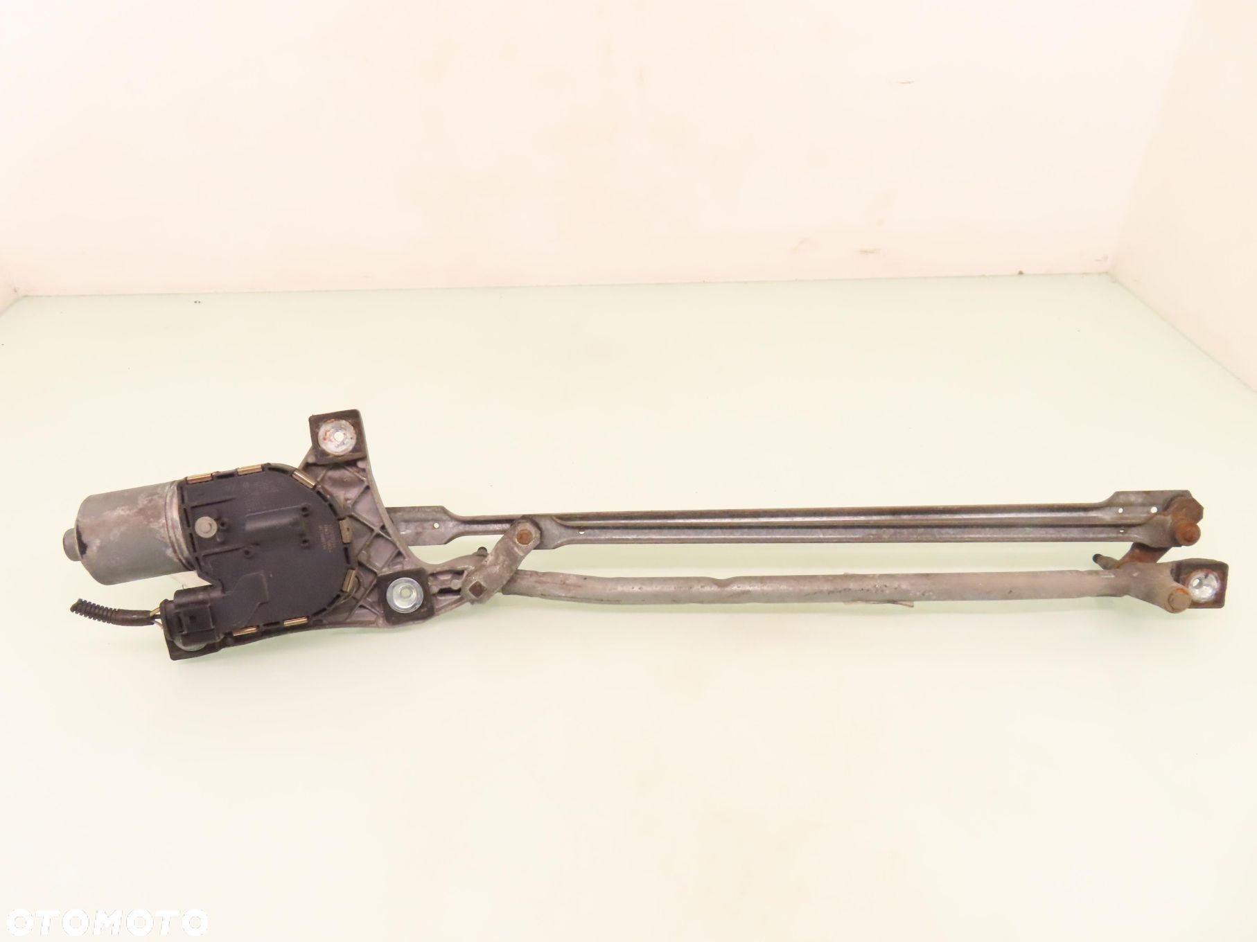 MECHANIZM WYCIERACZEK VOLVO V50 0390241924 30699342 - 1