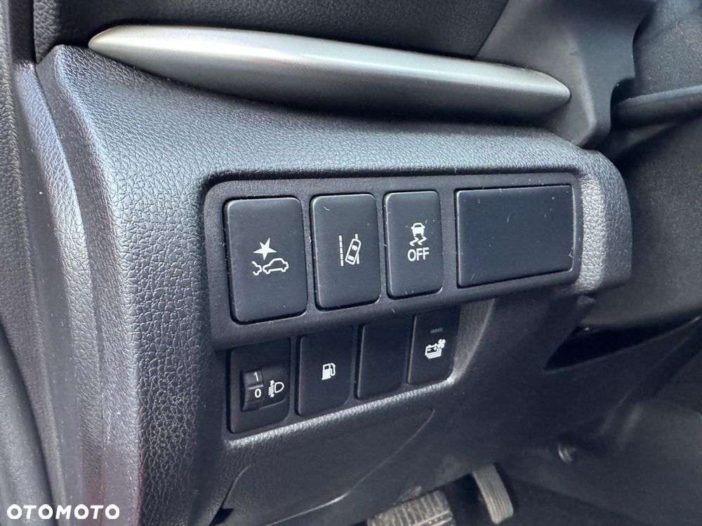 Mitsubishi Eclipse Cross - 14