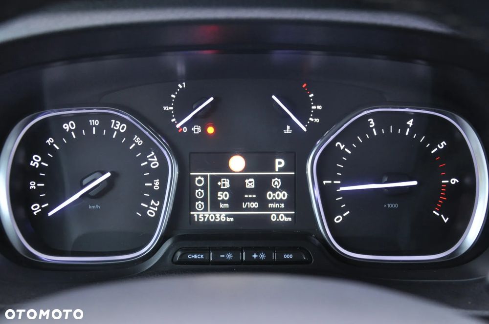 Peugeot EXPERT 2.0 HDI 177 KM AUTOMAT IZOTERMA KRAJOWY BEZWYPADKOWY I WŁAŚCICIEL Drzwi przesuwne z dwóch stron - 12