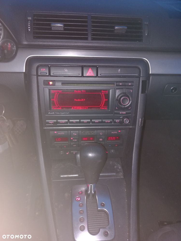 Audi A4 Avant - 6
