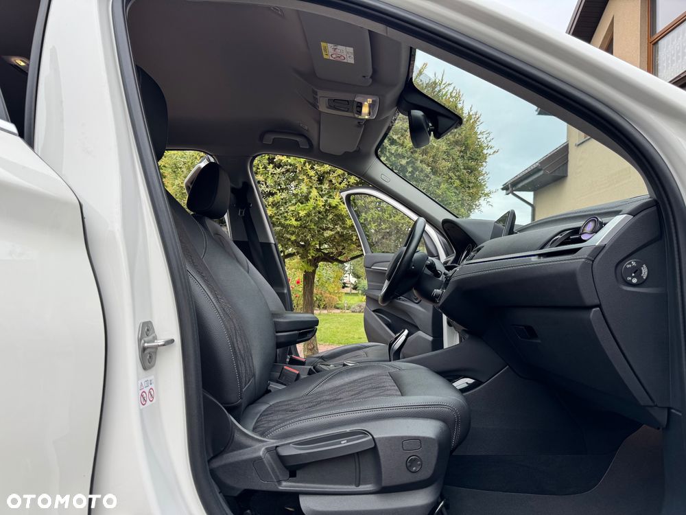 BMW X1 sDrive18d xLine sport - 15