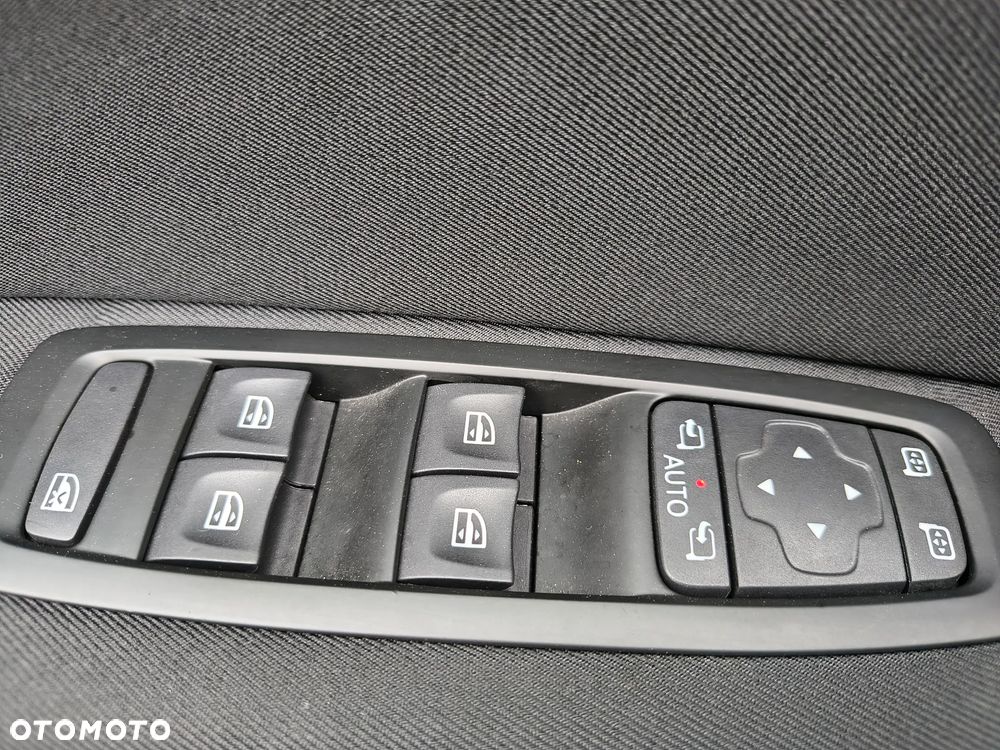 Renault Megane 1.3 TCe FAP Business - 18