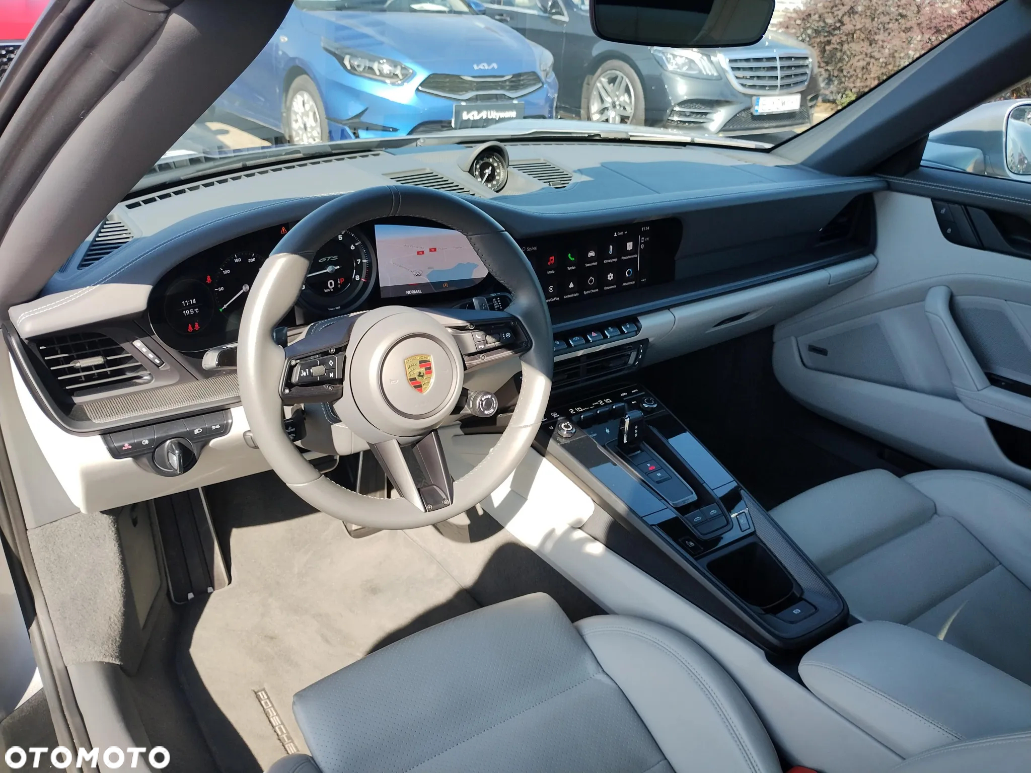 Porsche 911 Targa 4 GTS - 29