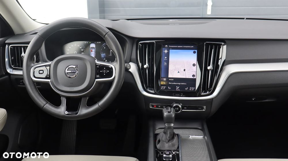 Volvo V60 D4 Inscription - 11