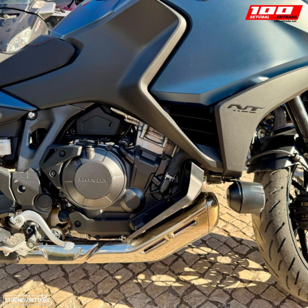 Honda NT 1100 A - 14