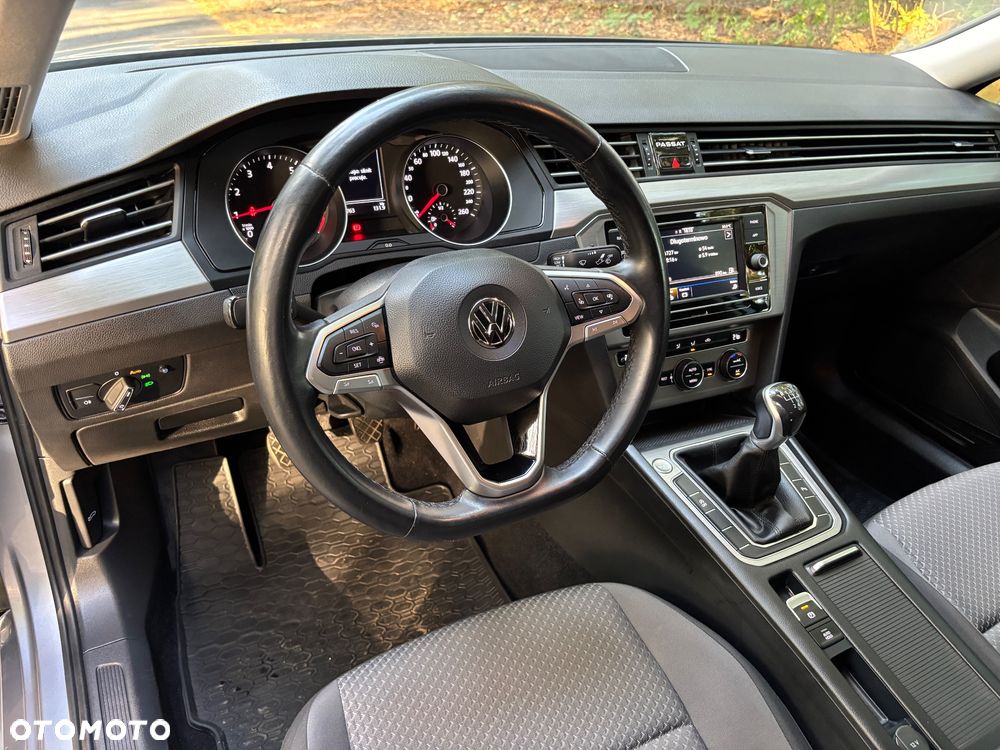 Volkswagen Passat 1.5 TSI EVO Elegance - 20