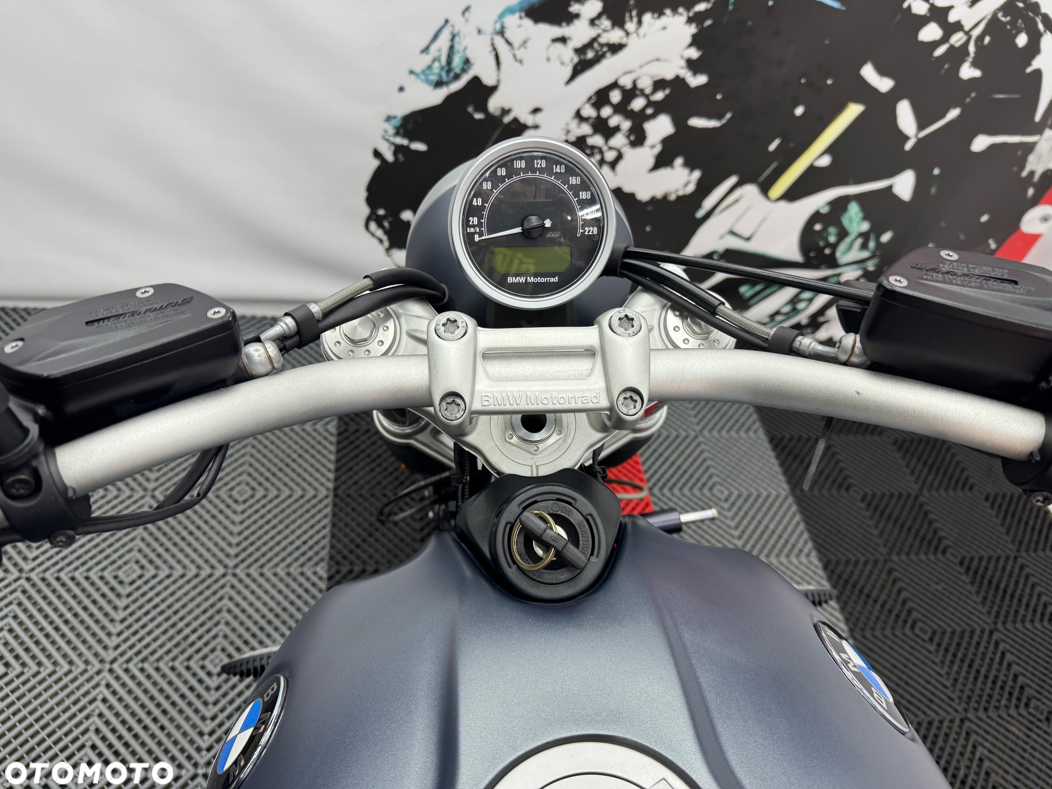 BMW R - 25