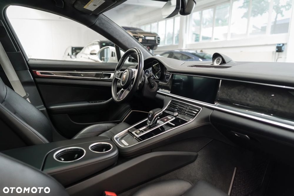 Porsche Panamera Turbo S e-Hybrid - 27