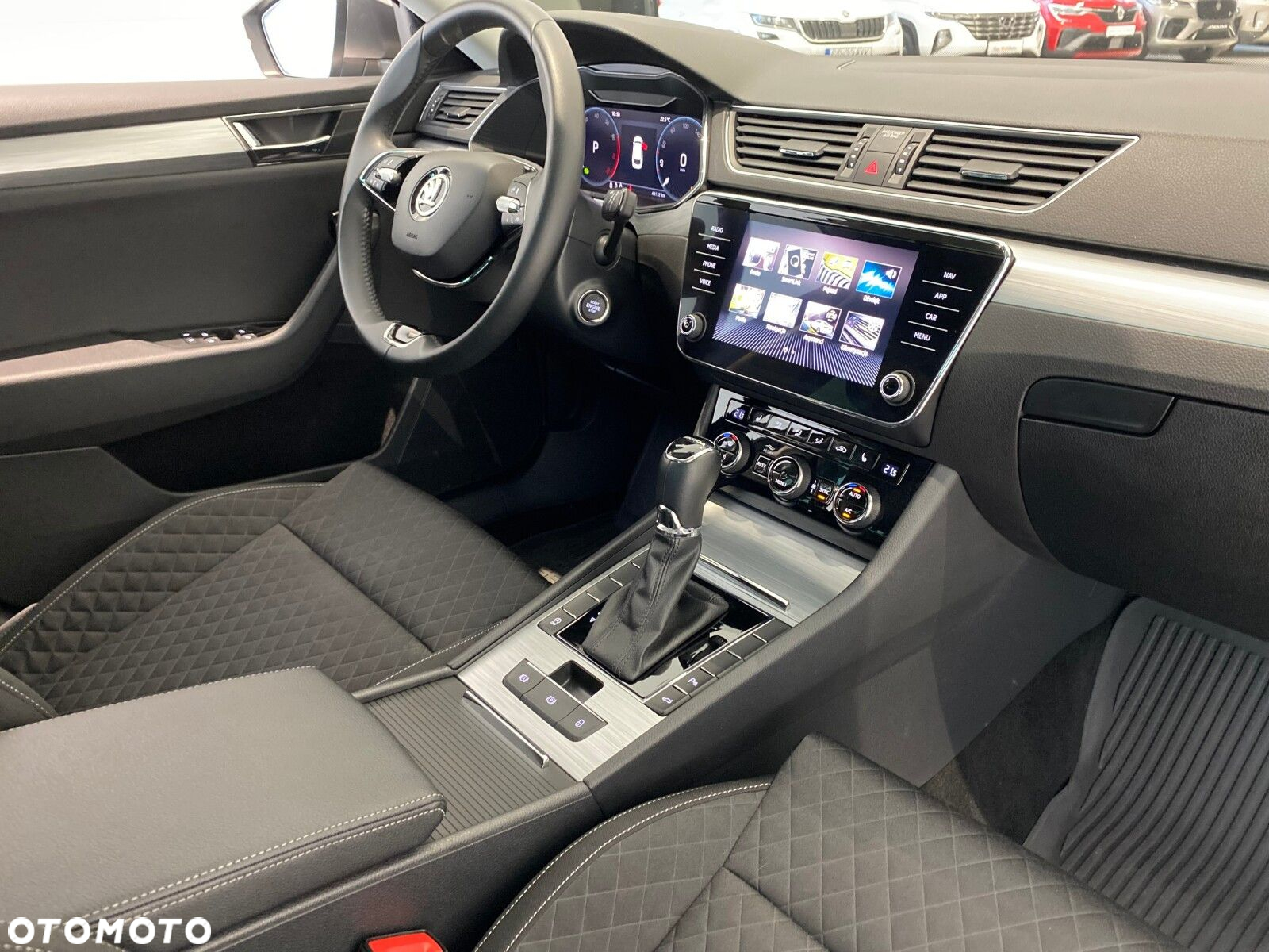 Skoda Superb 1.5 TSI Ambition DSG - 20