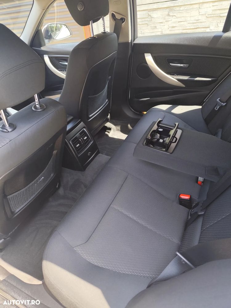 BMW Seria 3 320d Aut. Advantage - 6