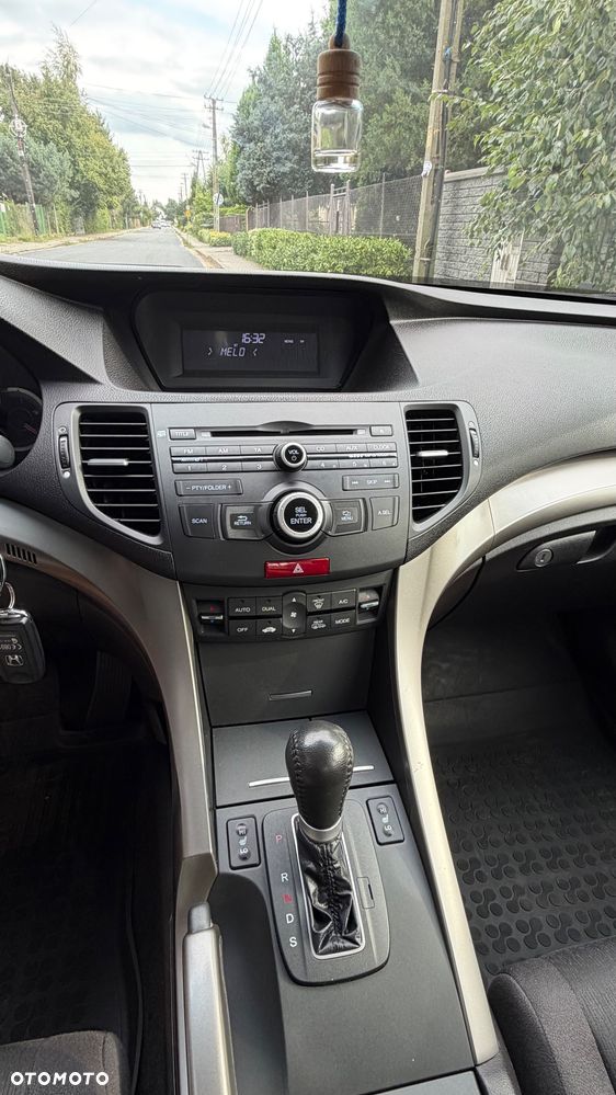 Honda Accord 2.0 Elegance - 9