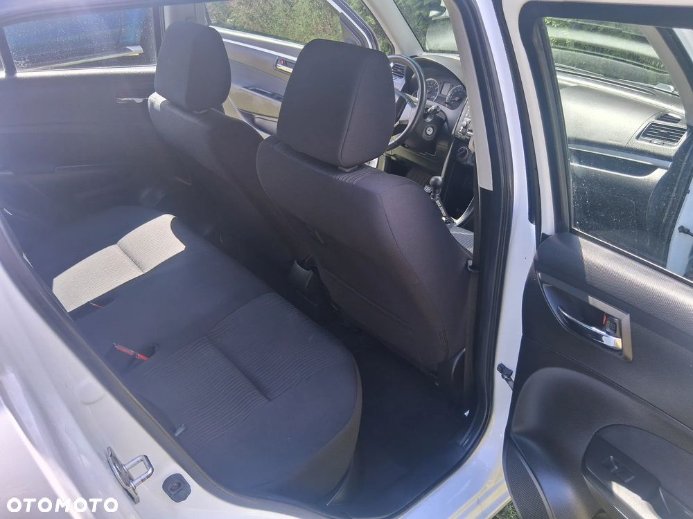 Suzuki Swift - 14