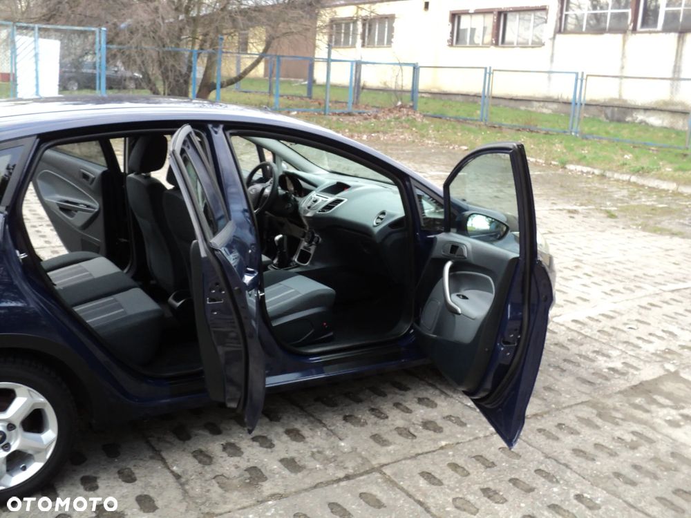 Ford Fiesta 1.25 Champions Edition - 11