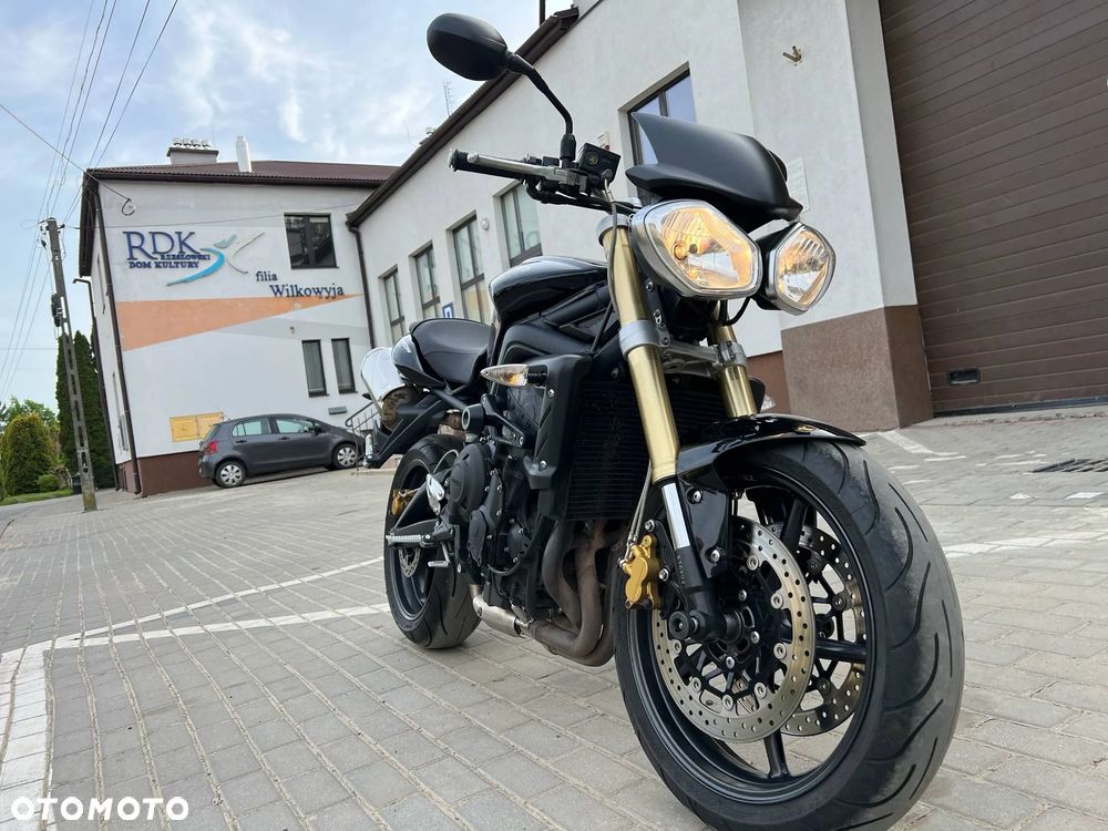 Triumph Street Triple - 19