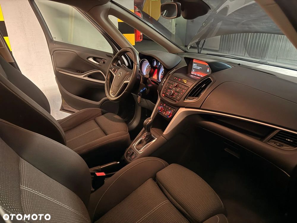 Opel Zafira Tourer 2.0 CDTI Automatik Innovation - 10