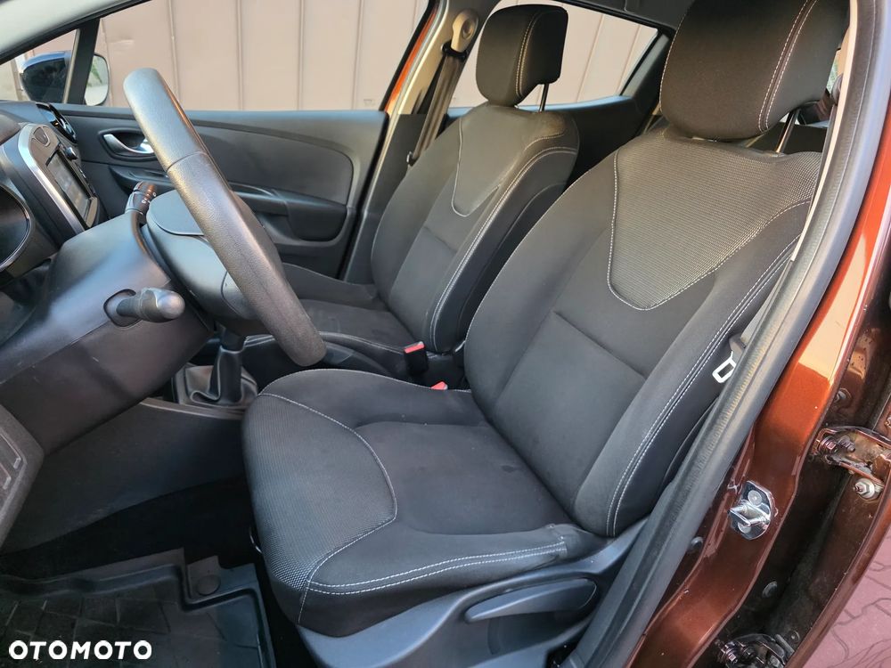 Renault Clio - 14