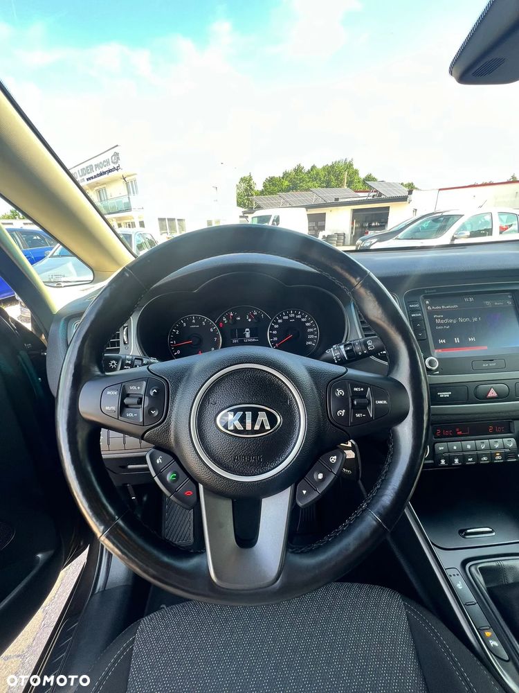 Kia Carens 1.6 GDI M - 21