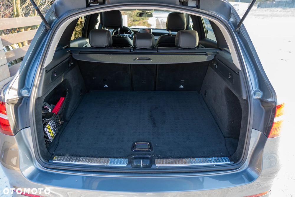 Mercedes-Benz GLC - 17