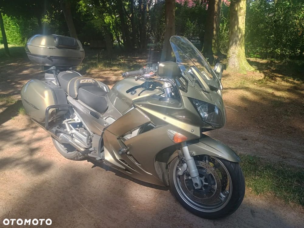 Yamaha FJR - 22