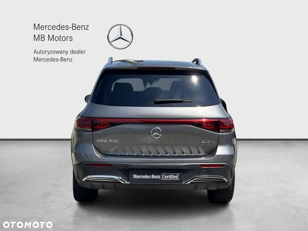 Mercedes-Benz EQB - 5