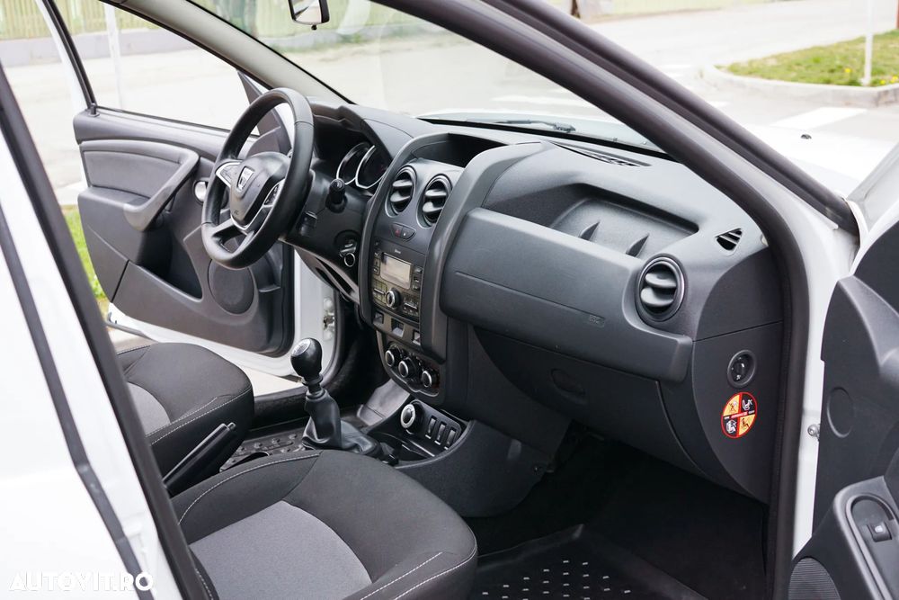 Dacia Duster dCi 110 FAP 4x4 Laureate - 15