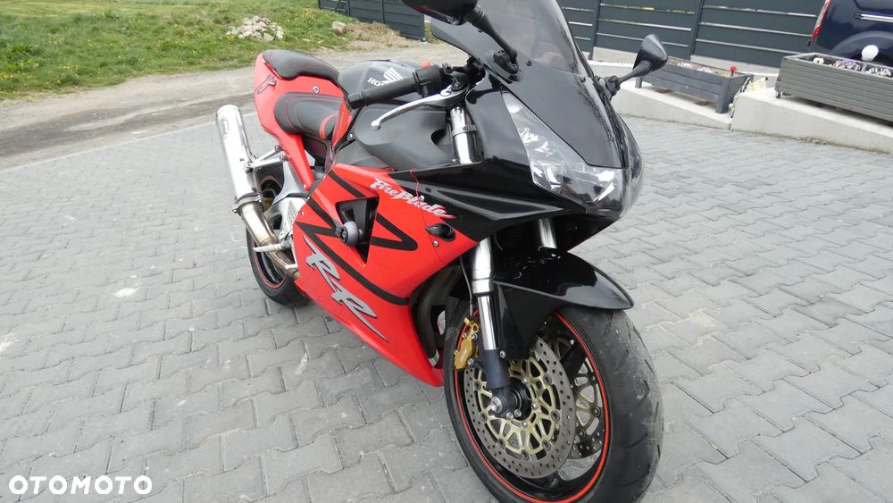 Honda CBR - 3