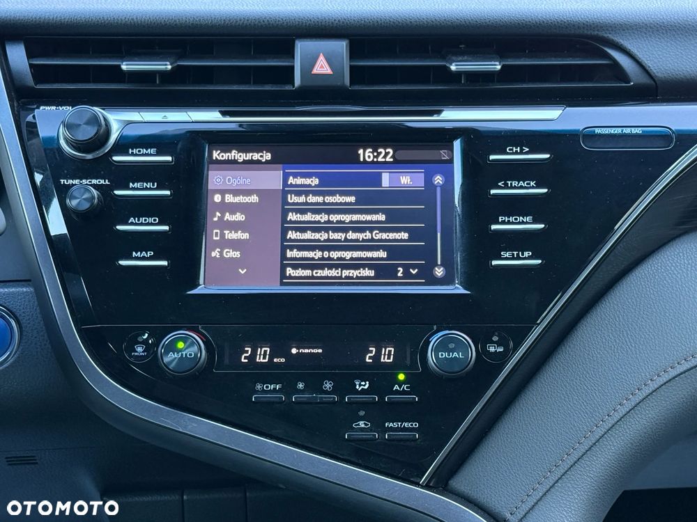 Toyota Camry 2.5 Hybrid Comfort CVT - 8