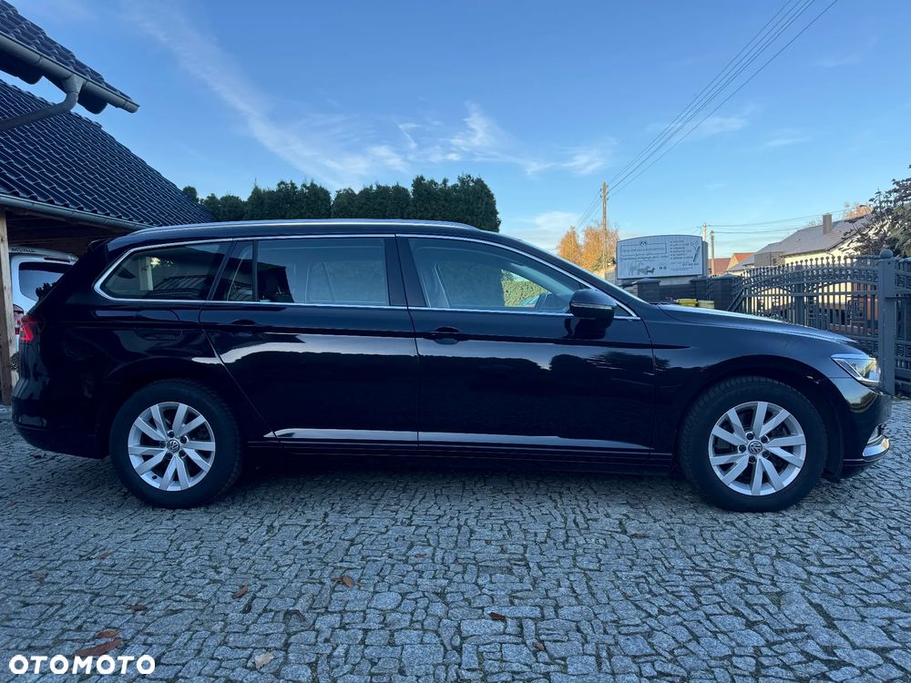 Volkswagen Passat 2.0 TDI SCR DSG Comfortline - 4