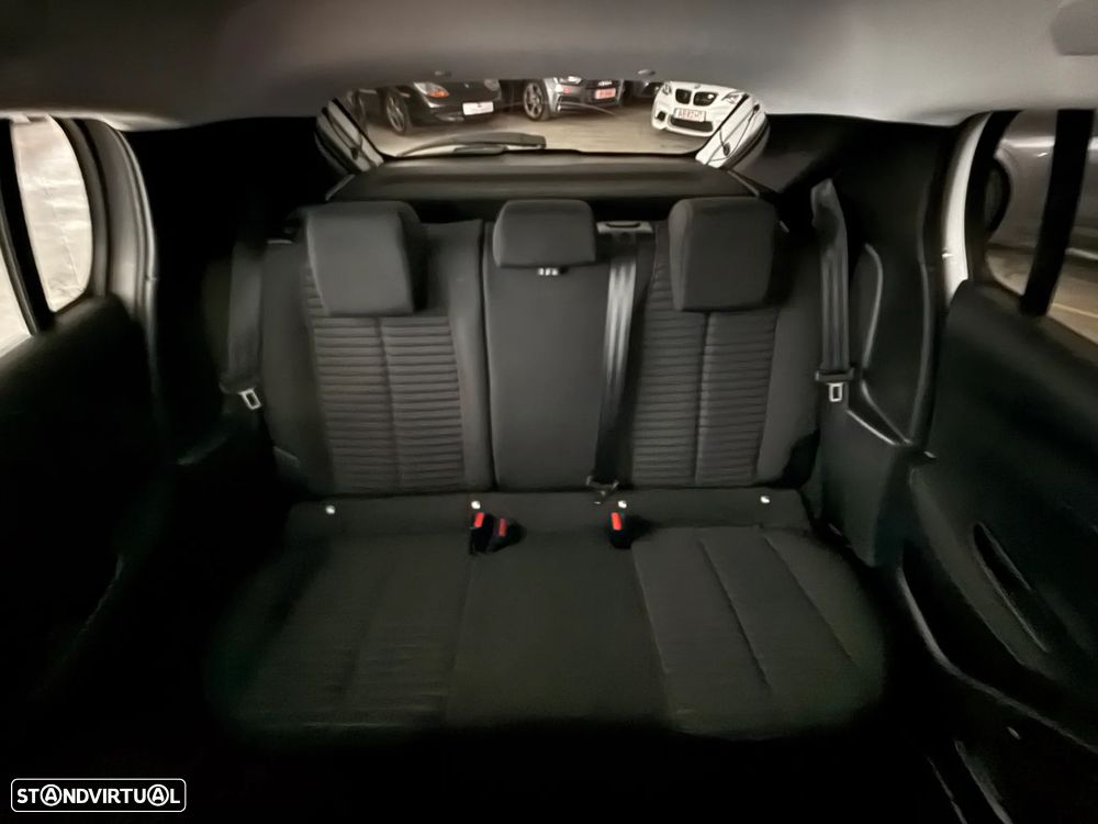 Peugeot e-208 50 kWh Allure - 11