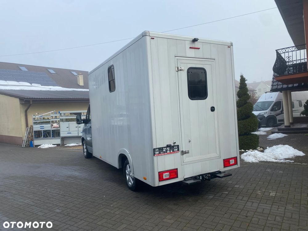 Mercedes-Benz SPRINTER - 6