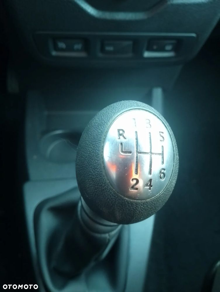 Dacia Lodgy TCe 100 GPF (7-Sitzer) Comfort - 20