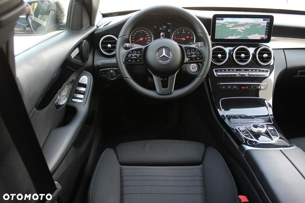 Mercedes-Benz Klasa C 200 d T 9G-TRONIC Exclusive - 9