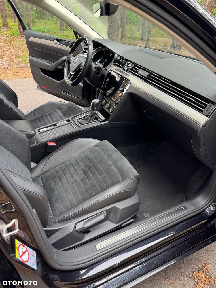 Volkswagen Passat 2.0 TSI BMT 4Mot Highline DSG - 11