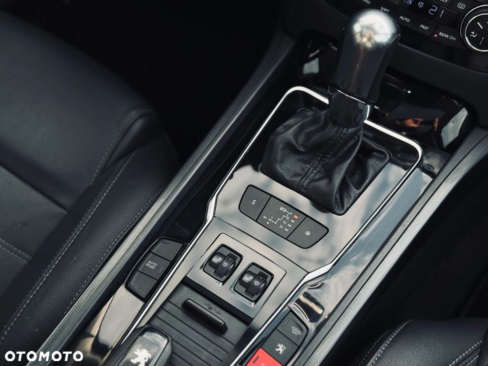 Peugeot 508 BlueHDi 180 EAT6 Stop&Start Allure - 28
