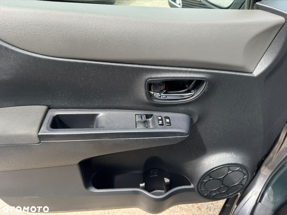 Toyota Yaris 1.33 Active - 11